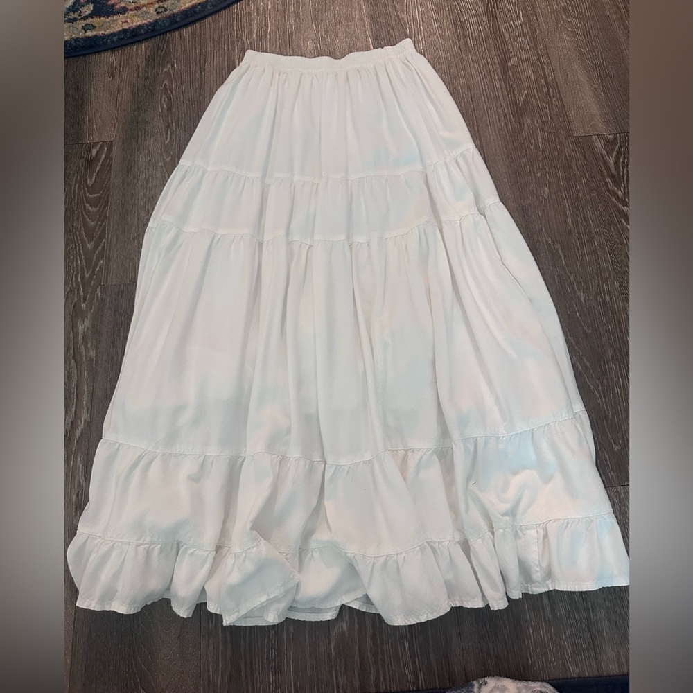 American Eagle Outfitters Cream Maxi Skirt